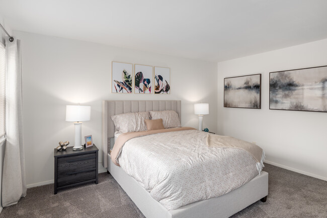 McDonogh Village Apartments & Townhomes in Randallstown, MD - Foto de edificio - Interior Photo