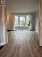 42 Oakmeadow Pl in St Catharines, ON - Building Photo - Building Photo