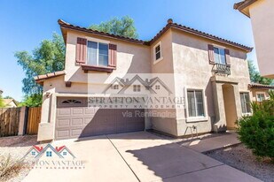 2185 N Mosley Dr in Chandler, AZ - Building Photo