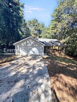 265 Lazy Hollow Ln in Covington, GA - Building Photo