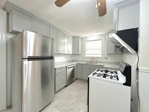 107 Lincoln Ave in Quincy, MA - Building Photo - Building Photo