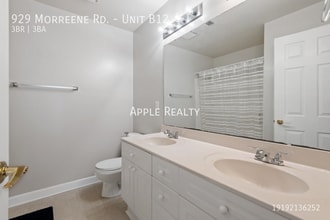 929 Morreene Rd in Durham, NC - Building Photo - Building Photo