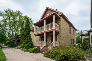2308 Milwaukee Ave, Lower Unites, Unit Milwakee Lower Unit in Minneapolis, MN - Building Photo
