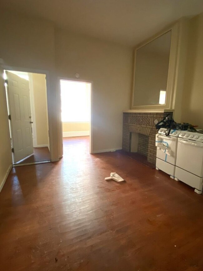 2126 N 18th St in Philadelphia, PA - Building Photo - Building Photo