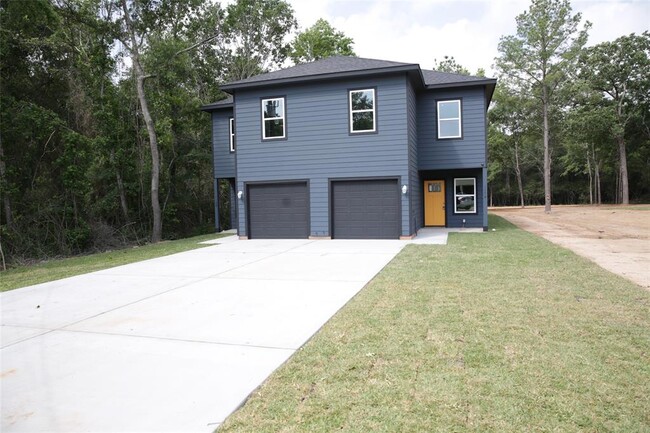 112 Turner St in Conroe, TX - Building Photo - Building Photo