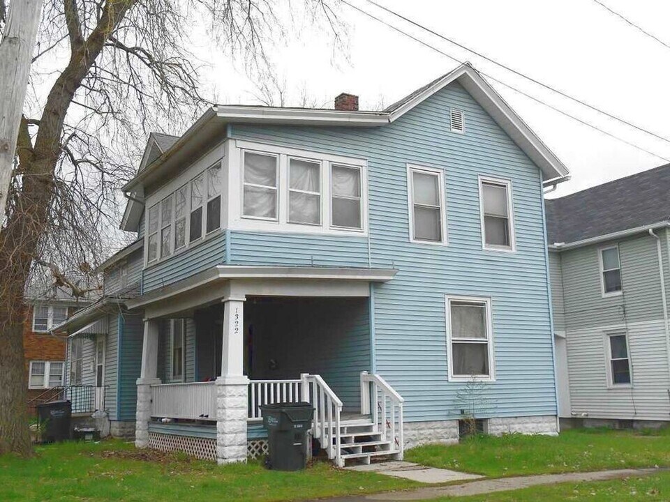 1322 N Ripley St in Davenport, IA - Building Photo