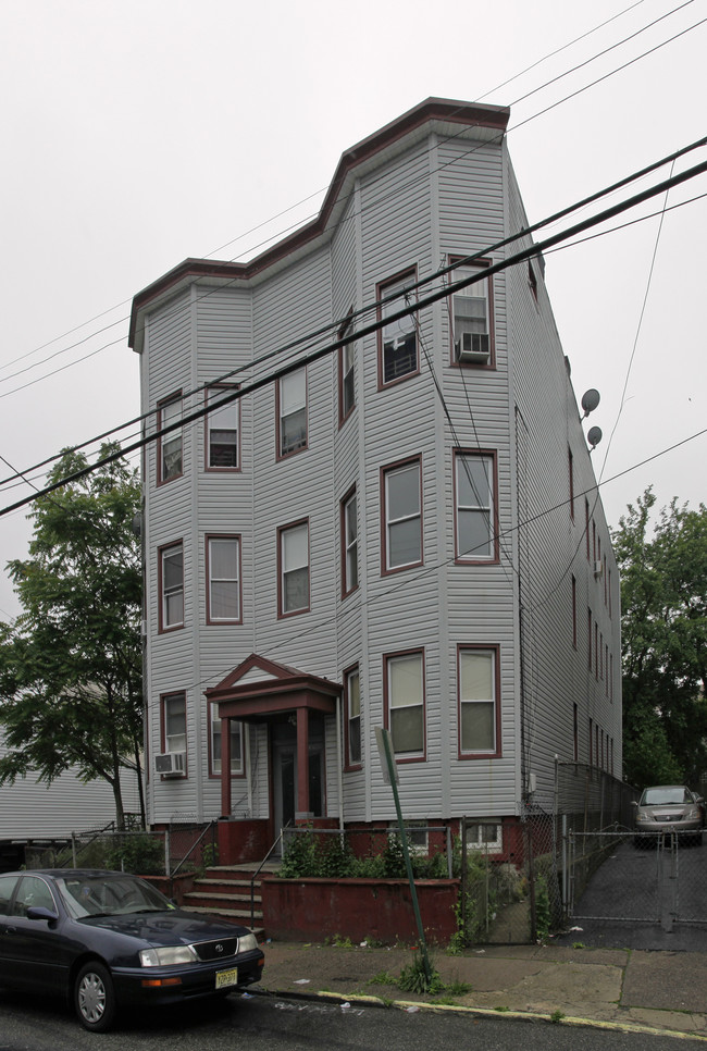 43-45 Jasper St in Paterson, NJ - Building Photo - Building Photo