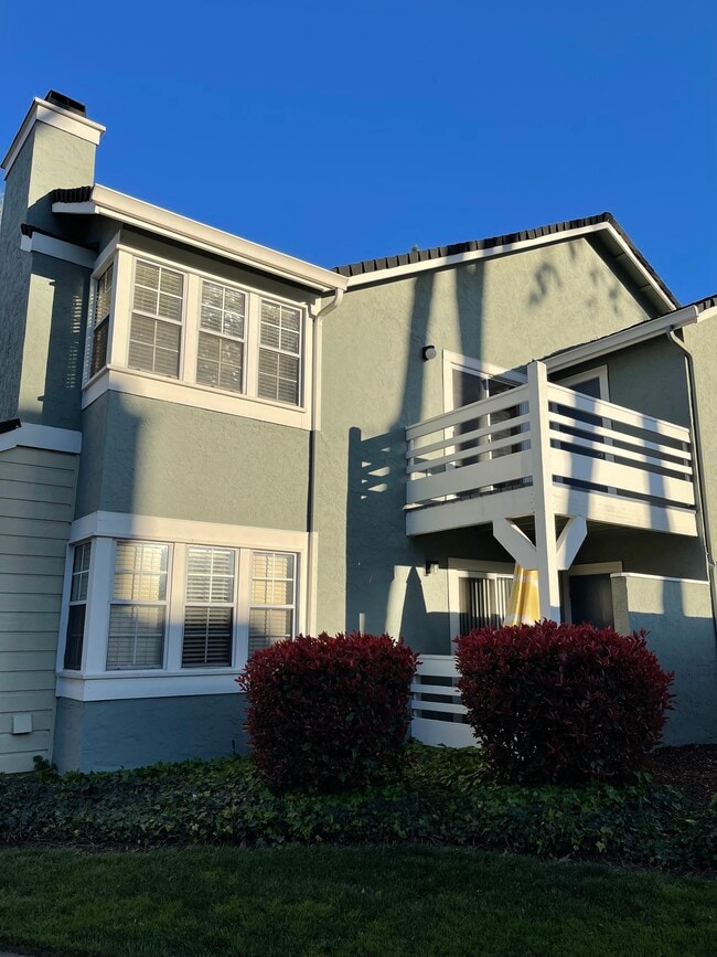 property at 2915 N Texas St