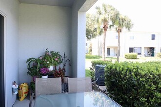 9395 Flowering Cottonwood Rd in Orlando, FL - Building Photo - Building Photo