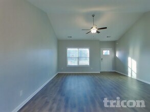 718 W Coker Way in Spring Hill, TN - Building Photo - Building Photo