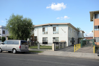 1819 S Van Ness Ave in Los Angeles, CA - Building Photo - Primary Photo