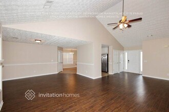 3990 Piper Glen Dr NE, Unit 128E in Buford, GA - Building Photo - Building Photo