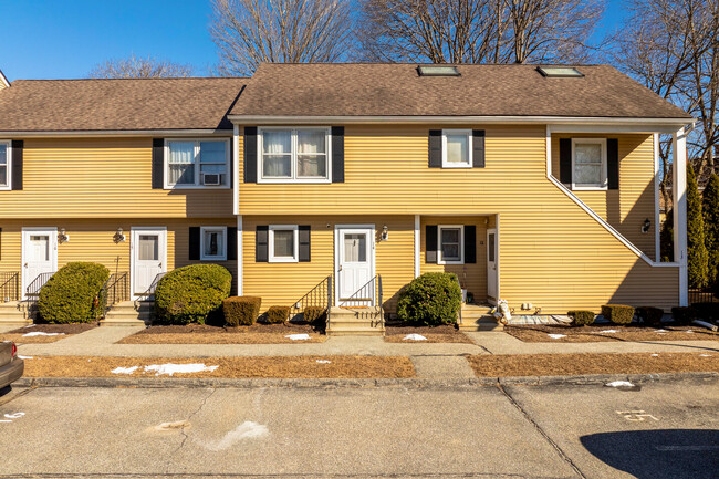 Pachaug River Commons in Jewett City, CT - Building Photo - Building Photo