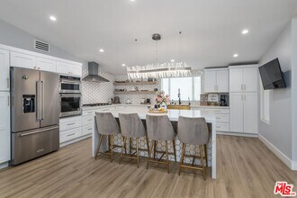 4821 Heaven Ave in Los Angeles, CA - Building Photo - Building Photo