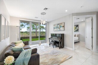 1841 NW 42nd Dr in Boca Raton, FL - Building Photo - Building Photo