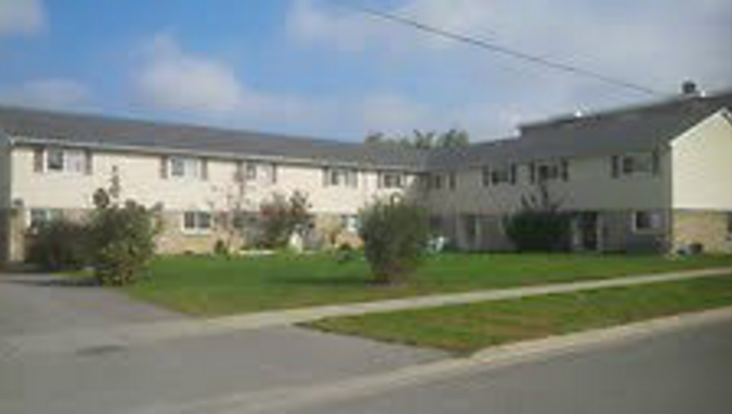 49-67 Adelaide St in Kingston, ON - Building Photo
