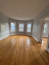 103 French Ave, Unit 2 in Brockton, MA - Building Photo - Building Photo