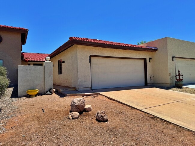 property at 6025 S Alameda Rd