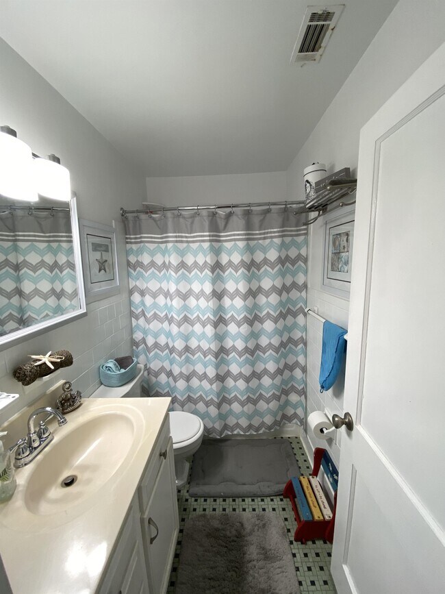 property at 756 W Ocean View Ave