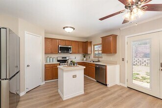 4415 Falcon Dr in Sherman, TX - Building Photo - Building Photo