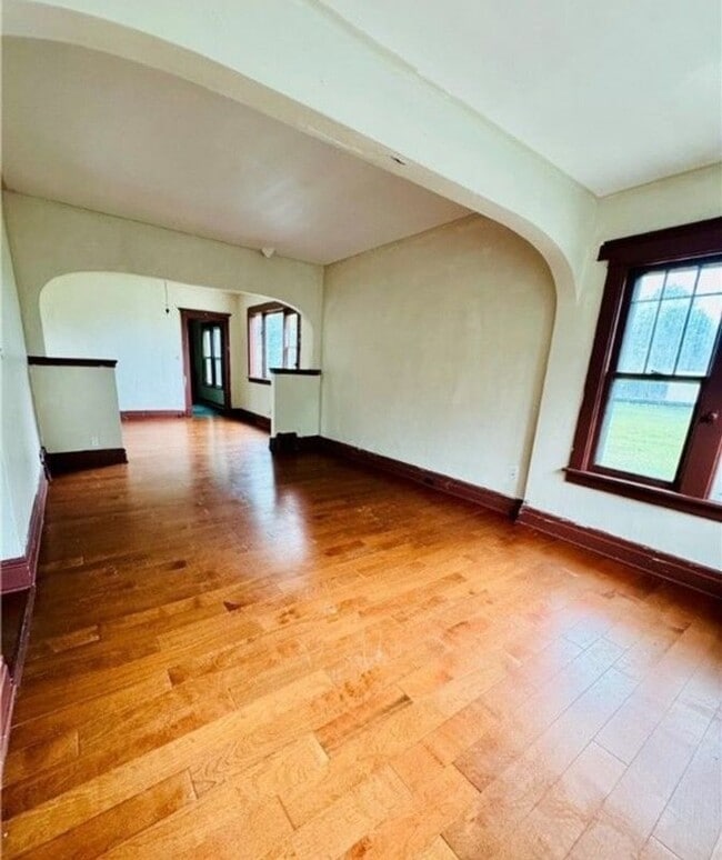 351 Moselle St in Buffalo, NY - Building Photo - Building Photo