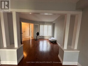 5 McCullough Ave in New Tecumseth, ON - Building Photo - Building Photo