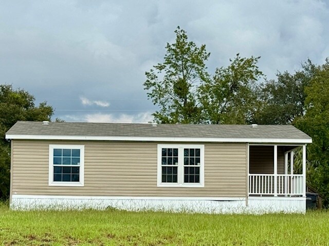 property at 34 Lone Pine Ct