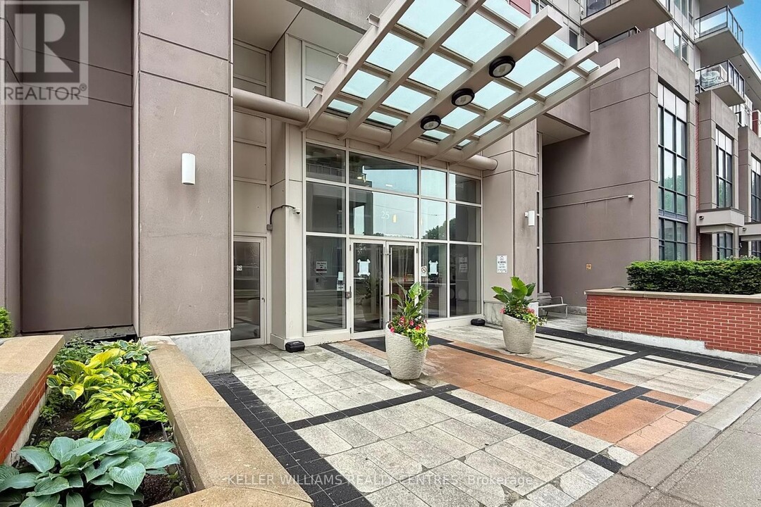 25-825 Town Centre Court in Toronto, ON - Building Photo