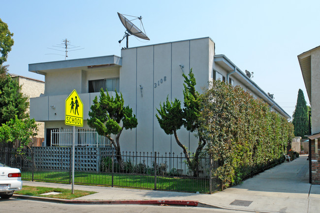 3108 S Durango Ave in Los Angeles, CA - Building Photo - Building Photo