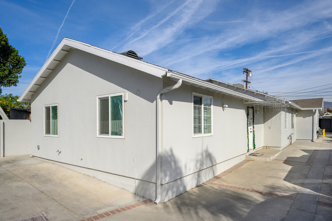 9031 El Dorado Ave, Unit 9031 in Sun Valley, CA - Building Photo