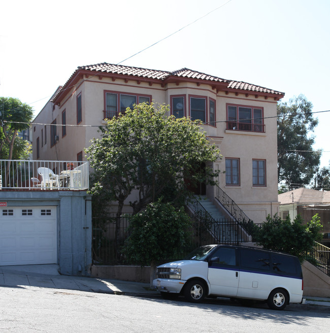 1226 Innes Ave in Los Angeles, CA - Foto de edificio - Building Photo