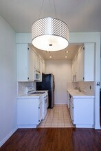 14539 Benefit St in Los Angeles, CA - Building Photo - Building Photo