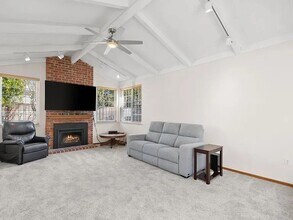 138 Segre Pl in Santa Cruz, CA - Building Photo - Building Photo