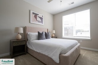 16200 Croft Dr, Unit 6310- 315 in Charlotte, NC - Foto de edificio - Building Photo