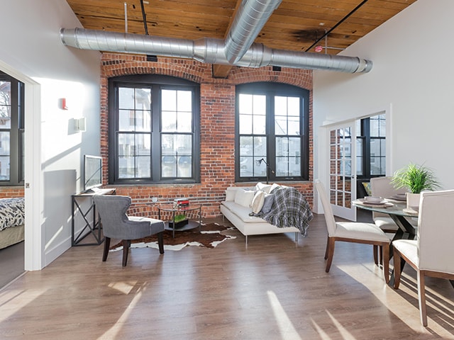 65 Water St, Unit 60-2002