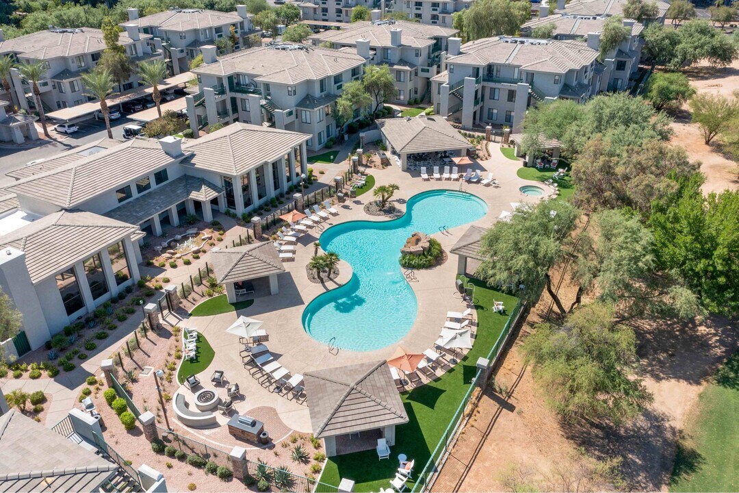 The Nines at Kierland in Scottsdale, AZ - Building Photo