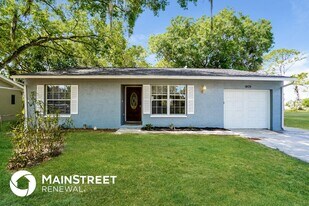 1405 Keuka Ave in North Fort Myers, FL - Building Photo