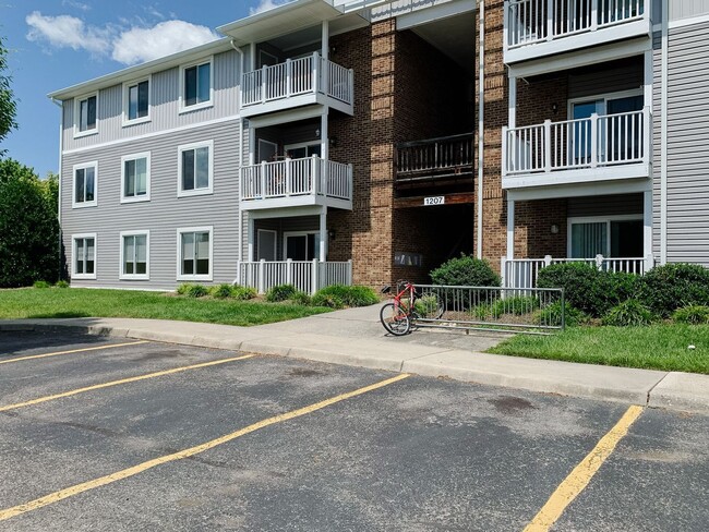 1209 University Terrace in Blacksburg, VA - Building Photo - Building Photo