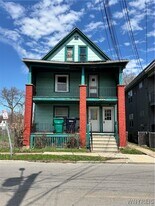 1808 Whitney Ave in Niagara Falls, NY - Building Photo