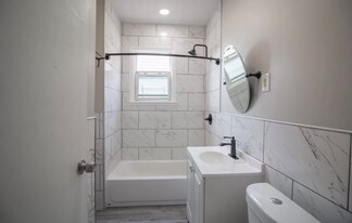 7 Sager Pl in Irvington, NJ - Building Photo