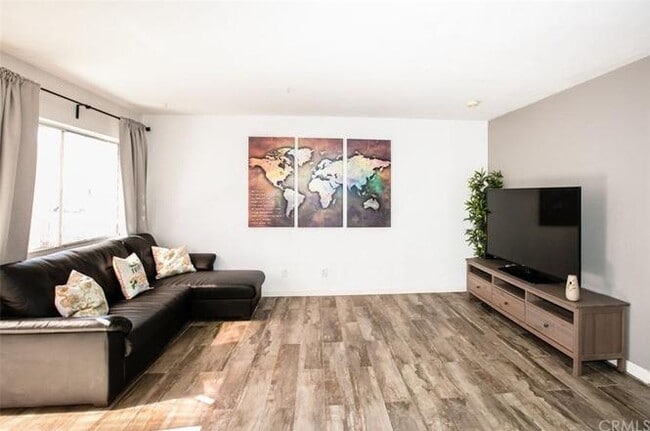 2900 Madison Ave, Unit D25