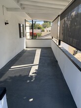 1306 S Beverly Glen Blvd in Los Angeles, CA - Building Photo - Building Photo