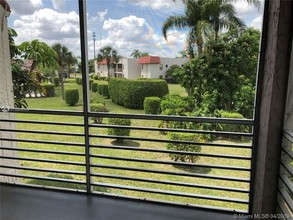 7435 Woodmont Terrace-Unit -20E in Tamarac, FL - Building Photo - Building Photo