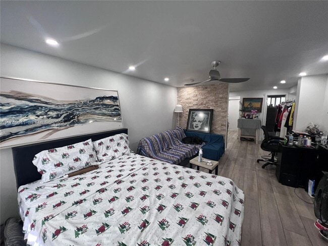 property at 944 Meridian Ave