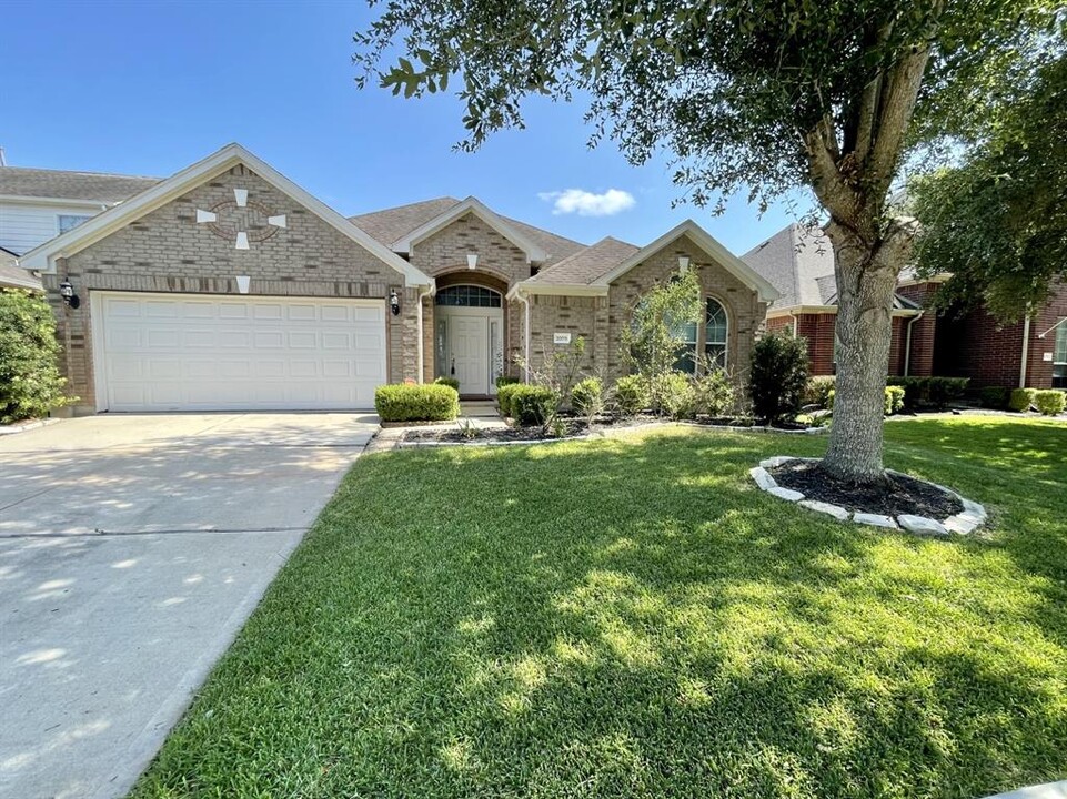 20015 Juniper Chase Trail in Richmond, TX - Building Photo