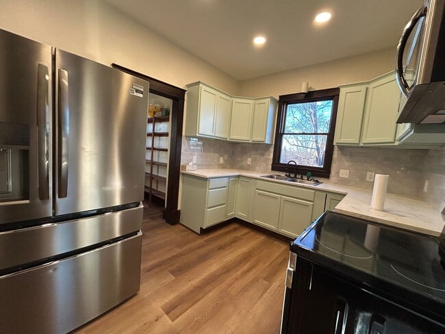 property at 136 Darst Ave