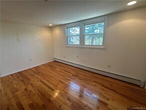 1 Mineral Springs Rd in Highland Mills, NY - Building Photo - Building Photo