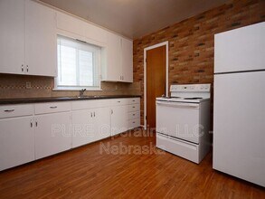 210 N 32nd Ave in Omaha, NE - Building Photo - Building Photo