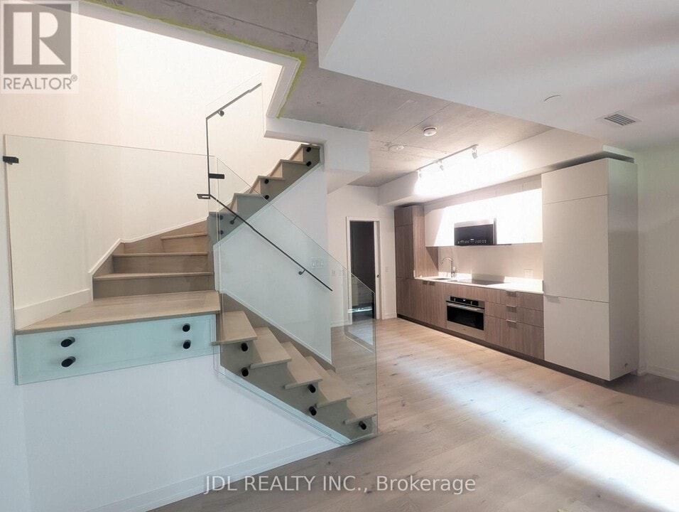 28 Eastern Ave in Toronto, ON - Building Photo