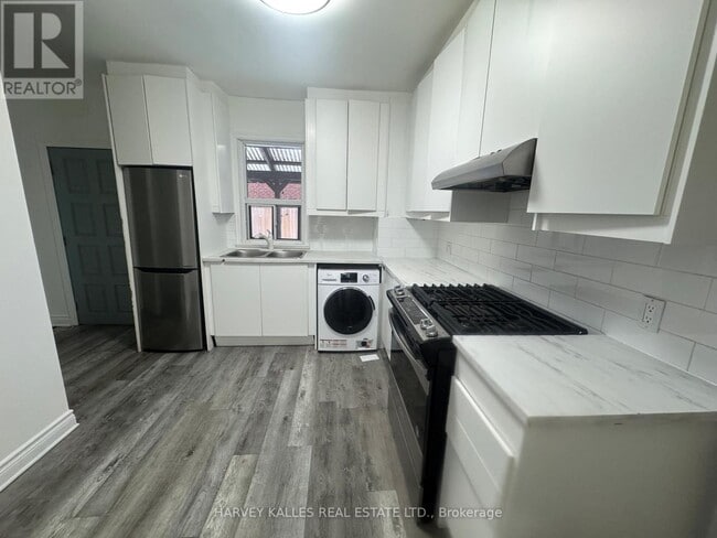 1309 Dupont St in Toronto, ON - Building Photo - Building Photo